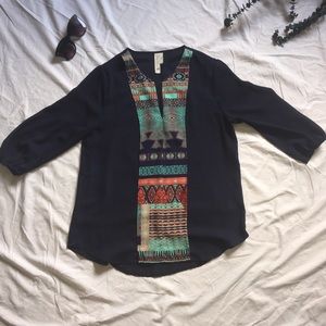 3/4 sleeve semi-sheer top w/ tribal print
